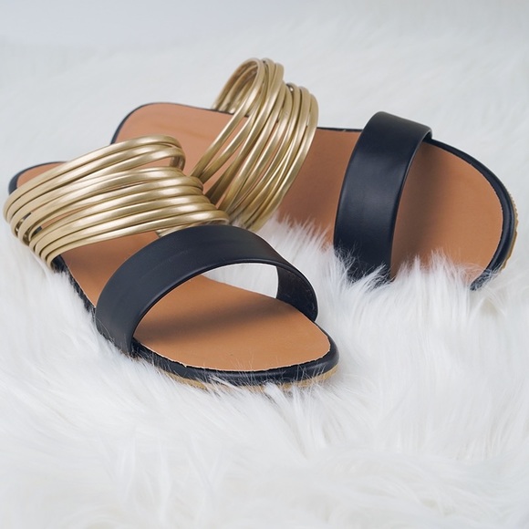 💰SOLD💰Women’s Slip-On Sandals - Picture 5 of 7